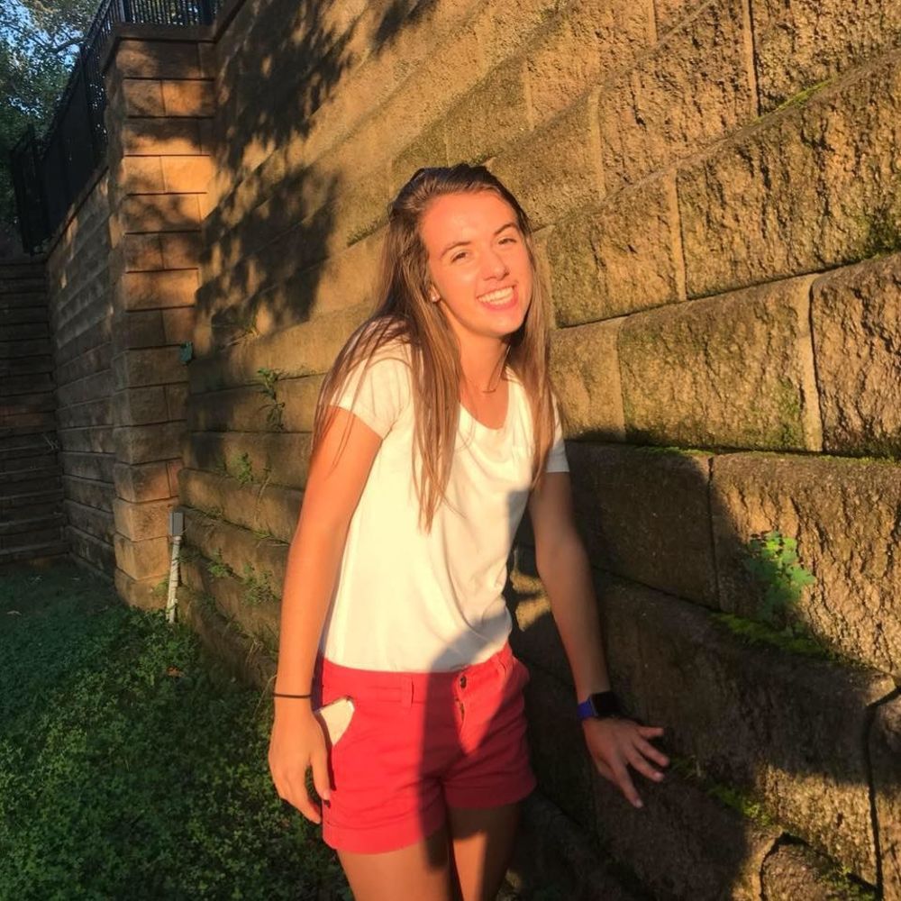 Meet your Posher, Makayla